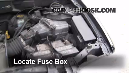 2004 ford escape alternator fuse location